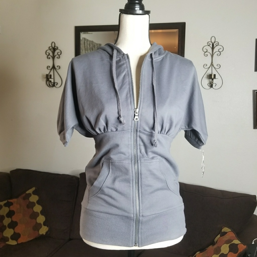 NWT Brownie Gray Sweatshirt